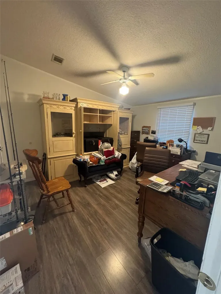 204 Linda Drive Spicewood TX 78669