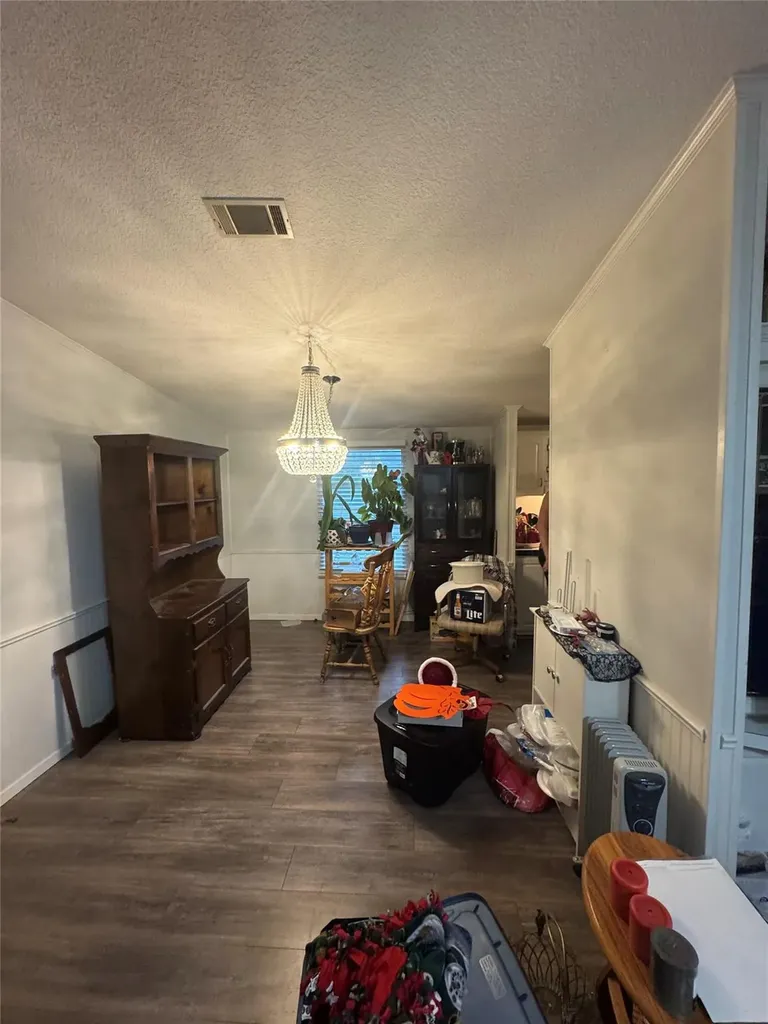 204 Linda Drive Spicewood TX 78669