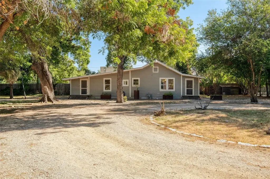 712 Nowotny Lane Austin TX 78702