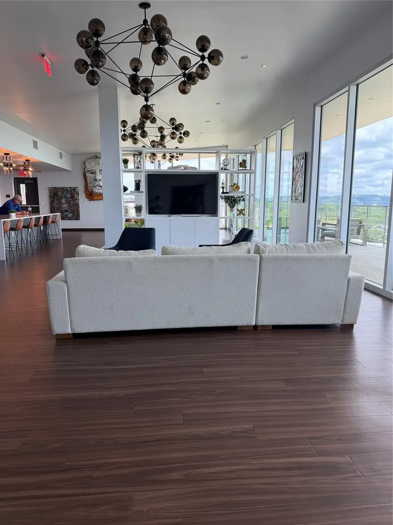 4229 N Fm 620 Road Austin TX 78732