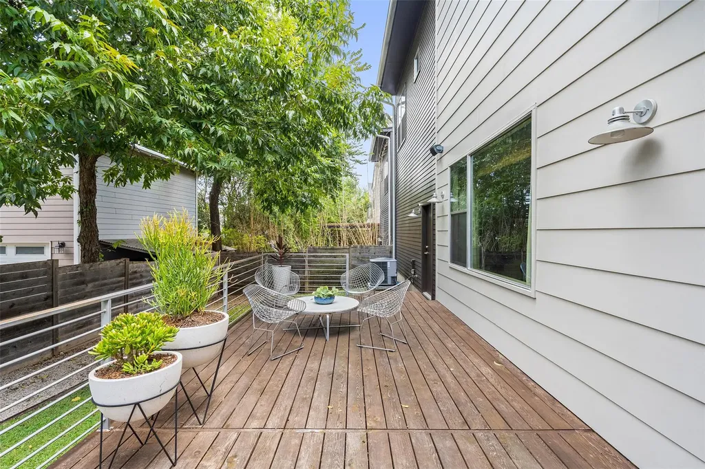 2105 Goodrich Avenue Austin TX 78704