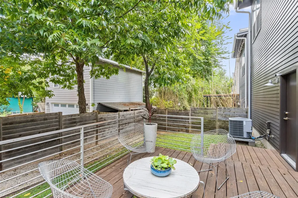 2105 Goodrich Avenue Austin TX 78704