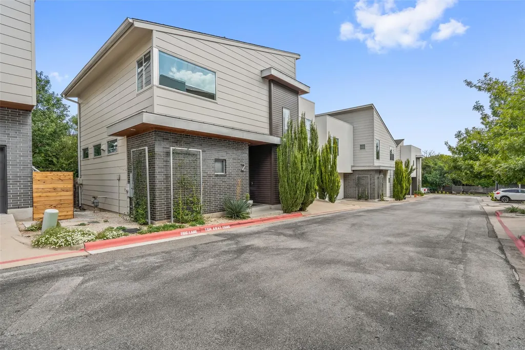 2105 Goodrich Avenue Austin TX 78704