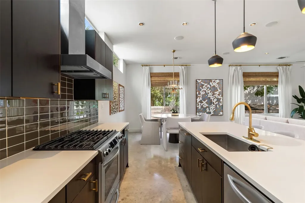 2105 Goodrich Avenue Austin TX 78704
