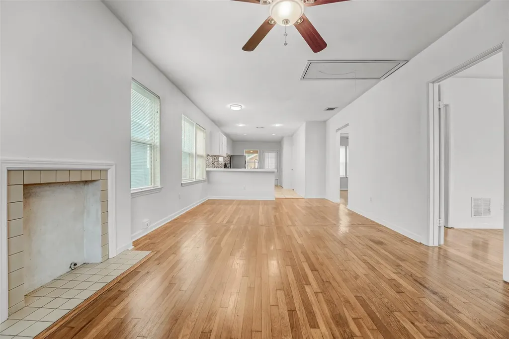 6906 Carver Avenue Austin TX 78752