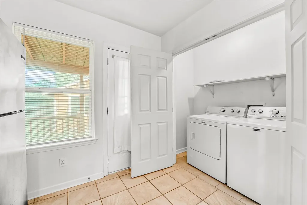 6906 Carver Avenue Austin TX 78752
