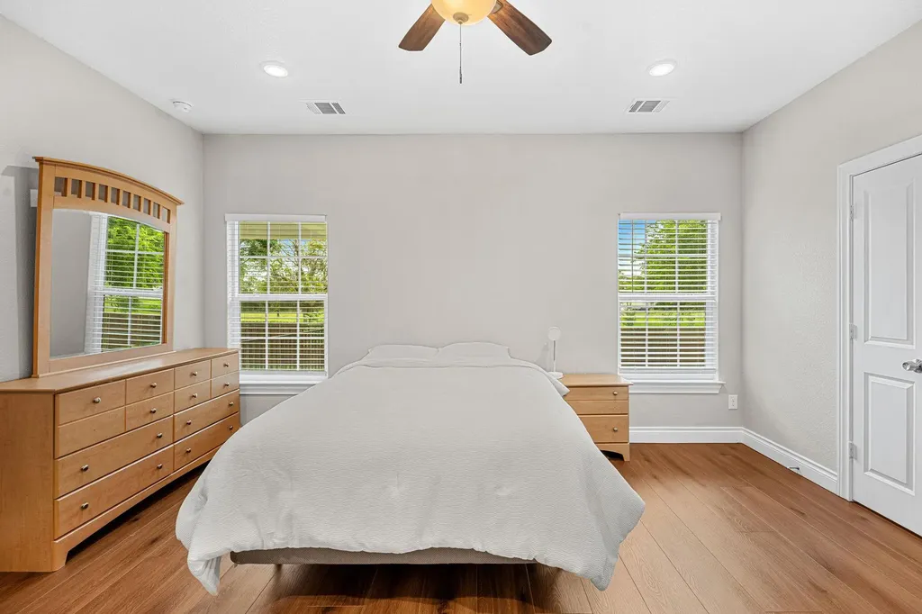 104 Bill Street Elgin TX 78621