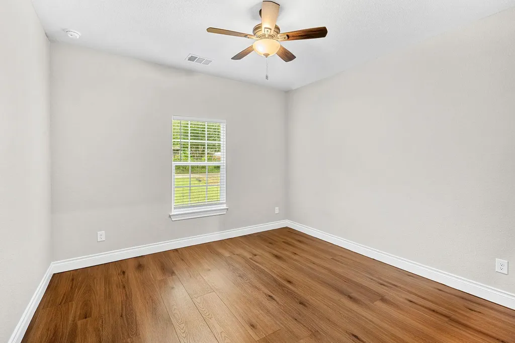 104 Bill Street Elgin TX 78621