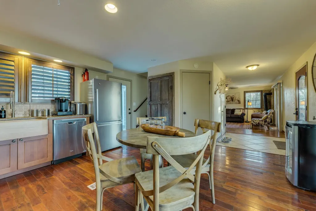 281 Kloster Lane Blanco TX 78606
