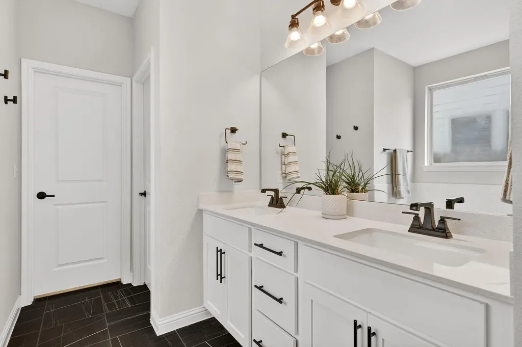 8604 Cottage Rose Drive Austin TX 78744