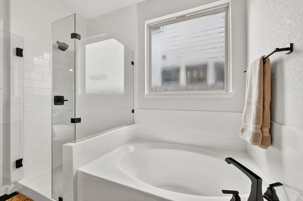 8604 Cottage Rose Drive Austin TX 78744