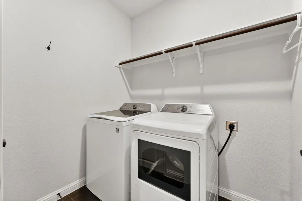 8604 Cottage Rose Drive Austin TX 78744
