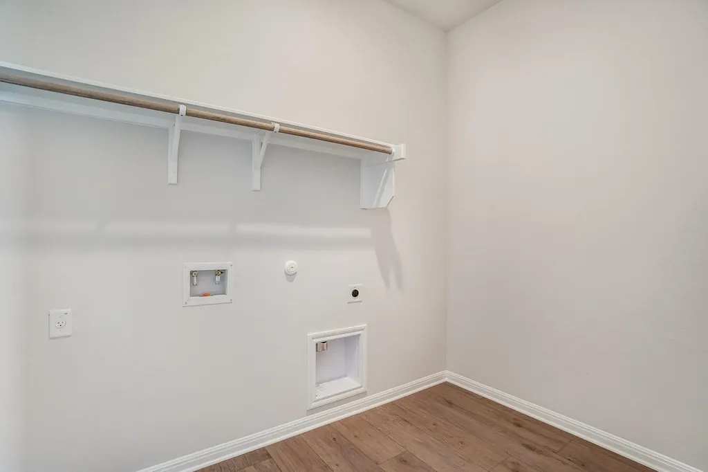 8616 Dongan Drive Austin TX 78744