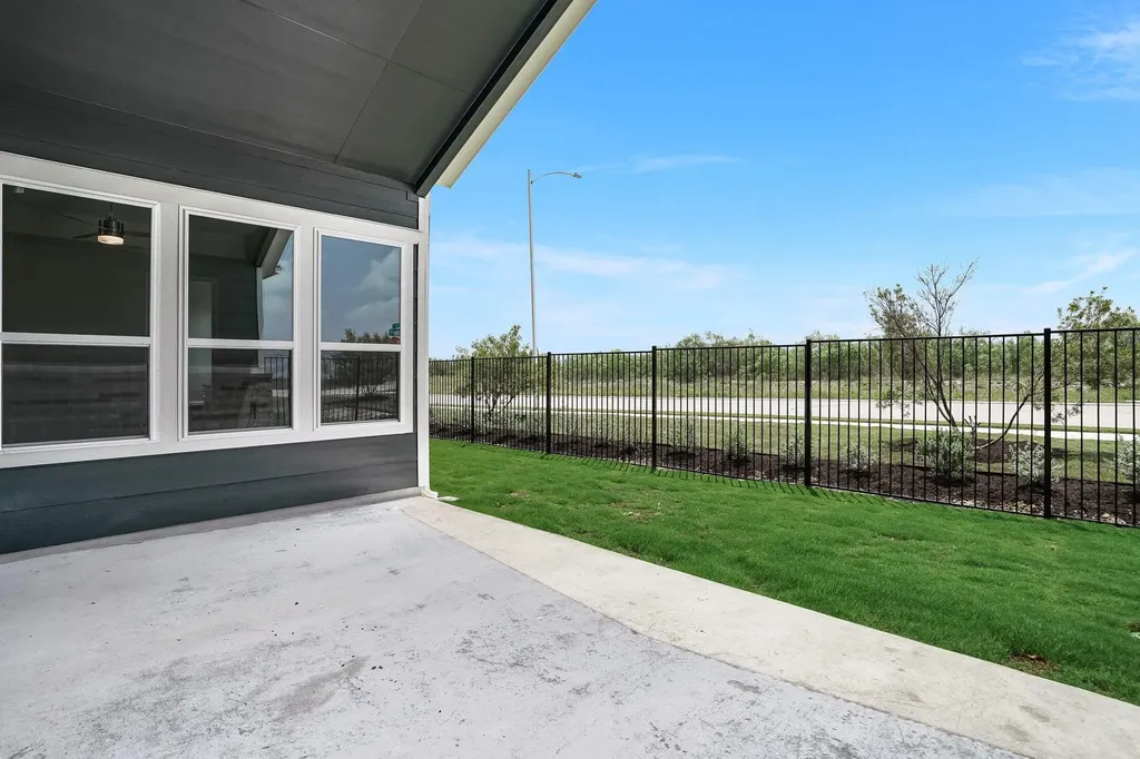 8616 Dongan Drive Austin TX 78744