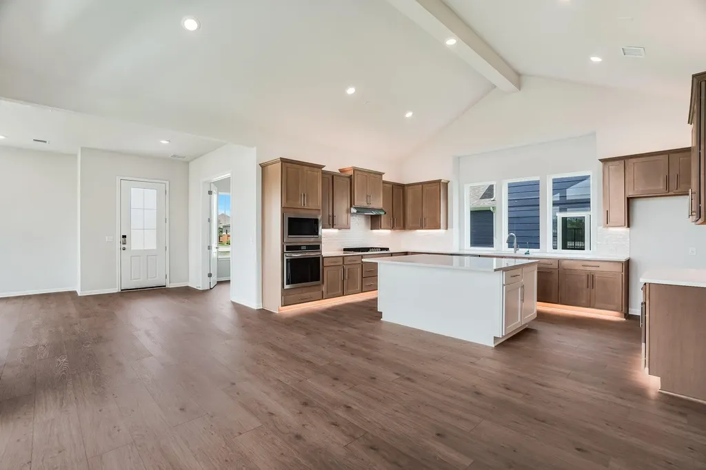 8616 Dongan Drive Austin TX 78744