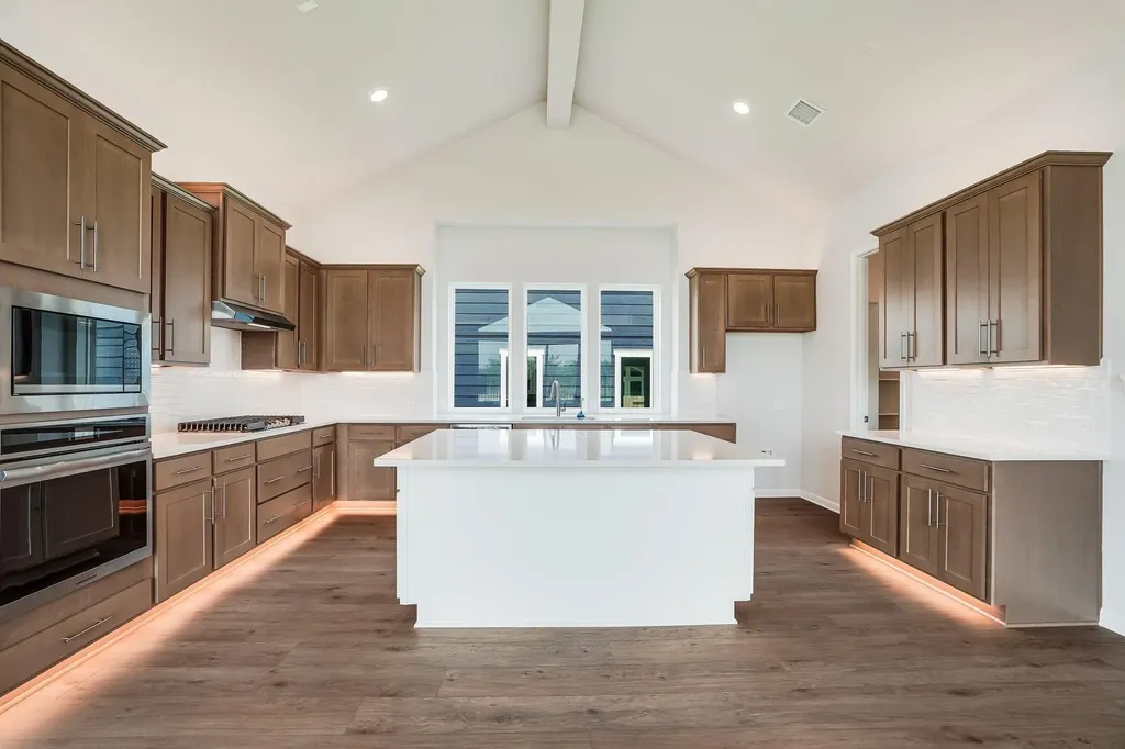 8616 Dongan Drive Austin TX 78744
