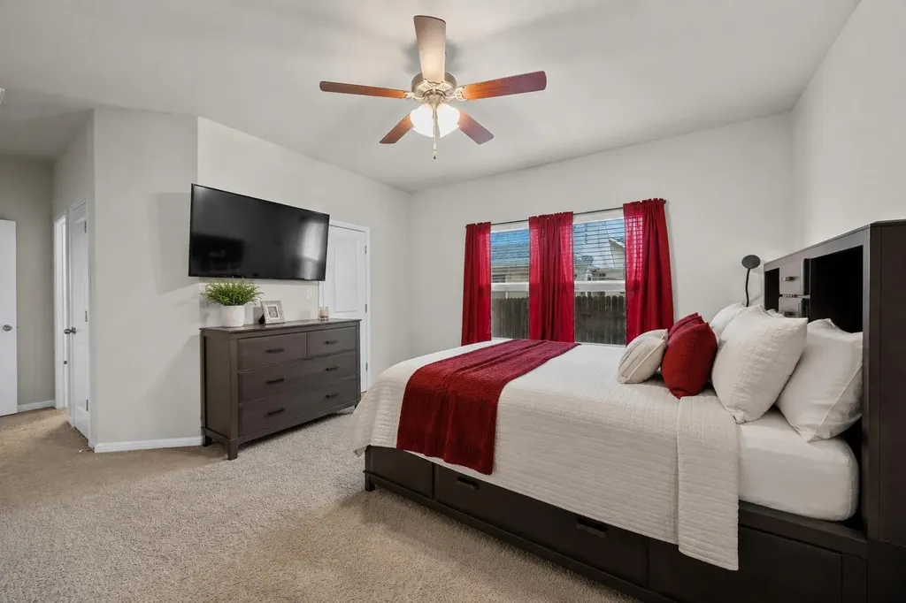 558 Nautical Loop Kyle TX 78640