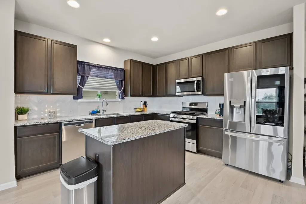 558 Nautical Loop Kyle TX 78640