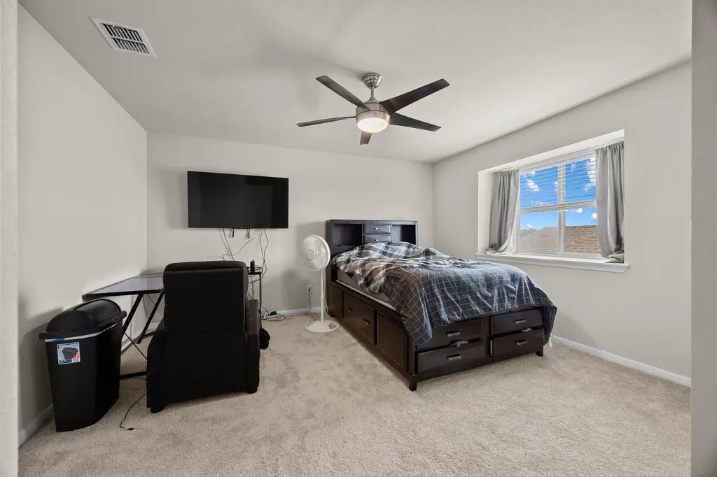 558 Nautical Loop Kyle TX 78640