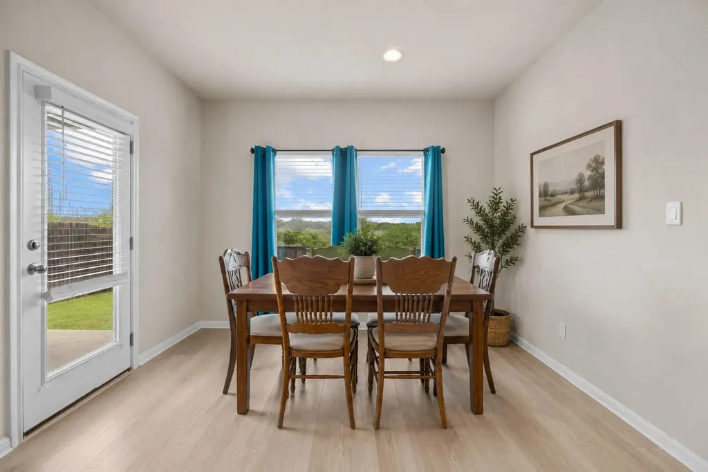 558 Nautical Loop Kyle TX 78640
