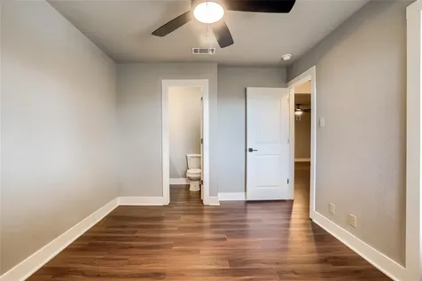 5909 Lago Vista Way D Lago Vista TX 78645