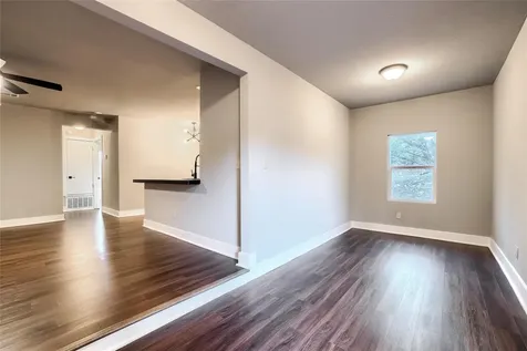 5909 Lago Vista Way D Lago Vista TX 78645