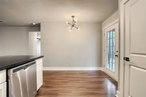 5909 Lago Vista Way D Lago Vista TX 78645