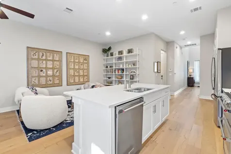 4323 Spicewood Springs Road Austin TX 78759