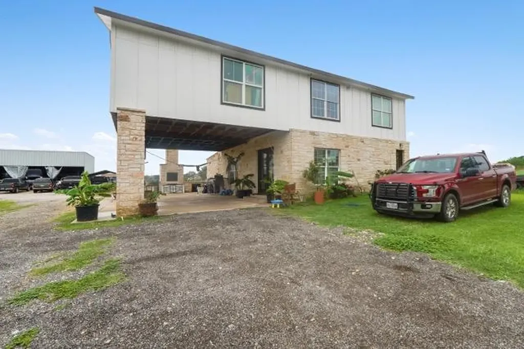 1228 Fm 969 Bastrop TX 78602
