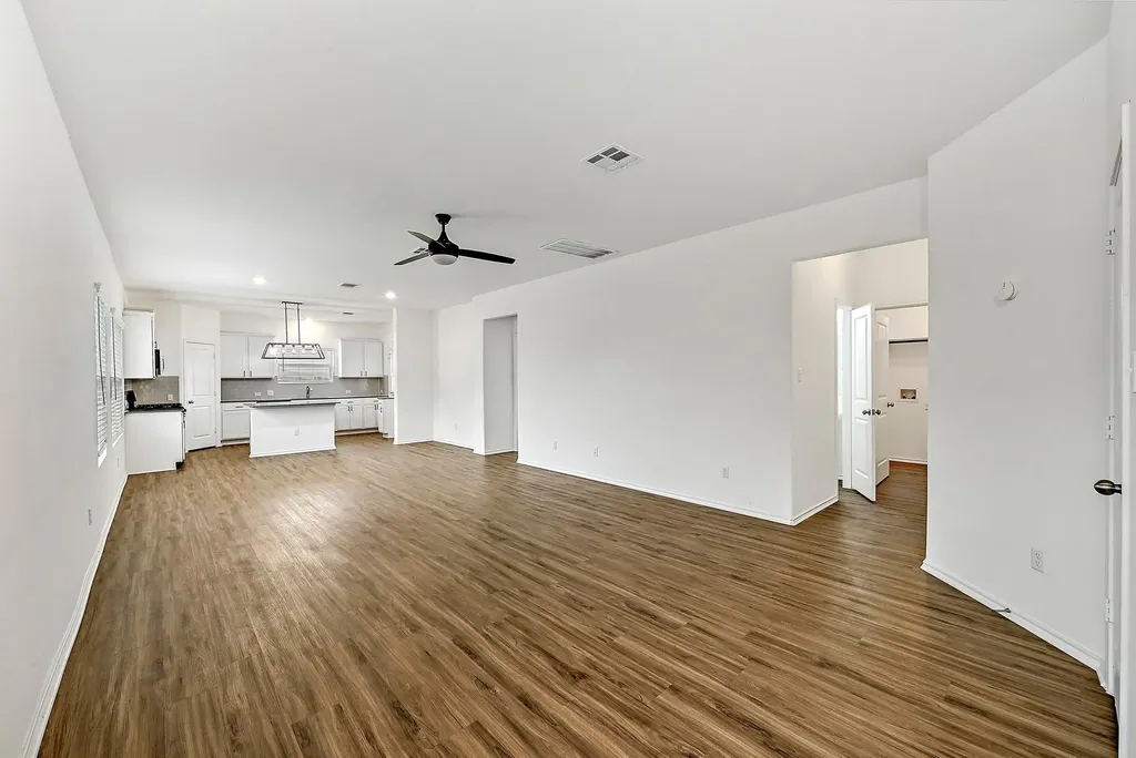 22809 Agave Grove Drive Lago Vista TX 78645