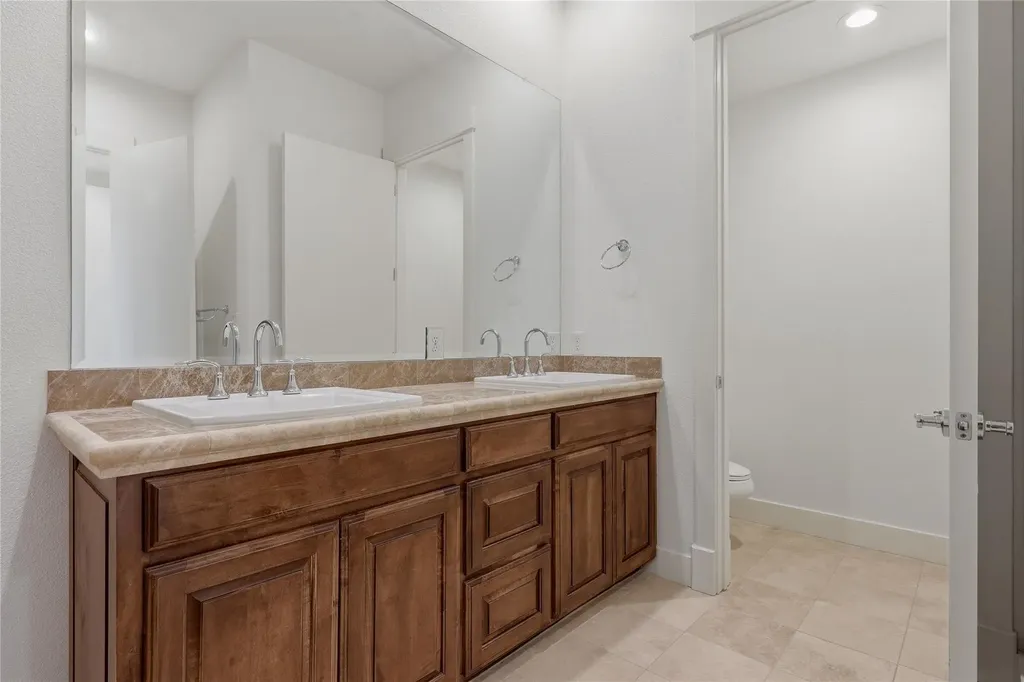 1101 Ivean Pearson Road Lago Vista TX 78645