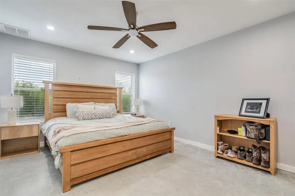 4001 Barth Road Lockhart TX 78644