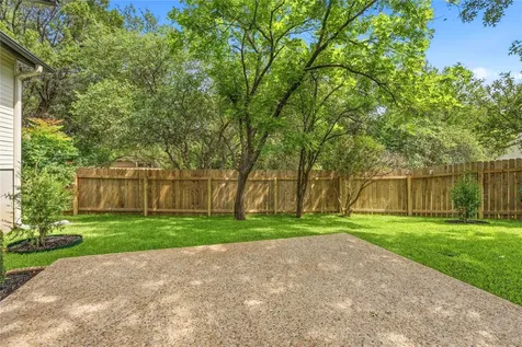 7413 Lakewood Drive Austin TX 78750