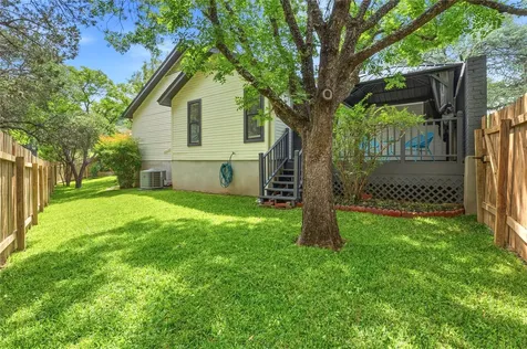 7413 Lakewood Drive Austin TX 78750