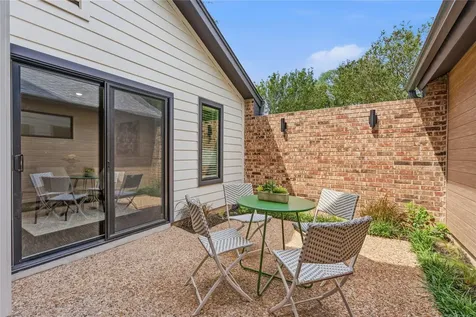 7413 Lakewood Drive Austin TX 78750