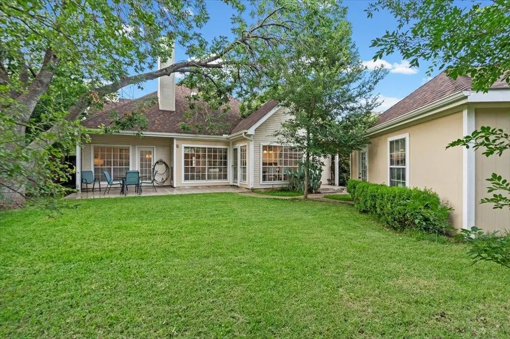 3201 Sesbania Drive Austin TX 78748