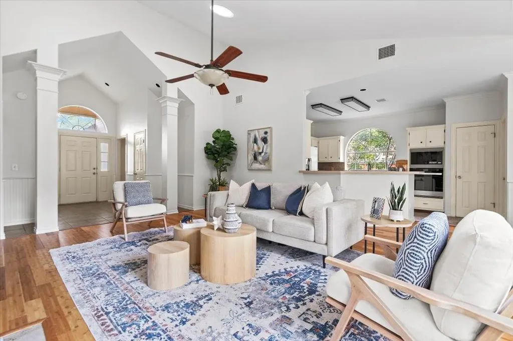 3201 Sesbania Drive Austin TX 78748