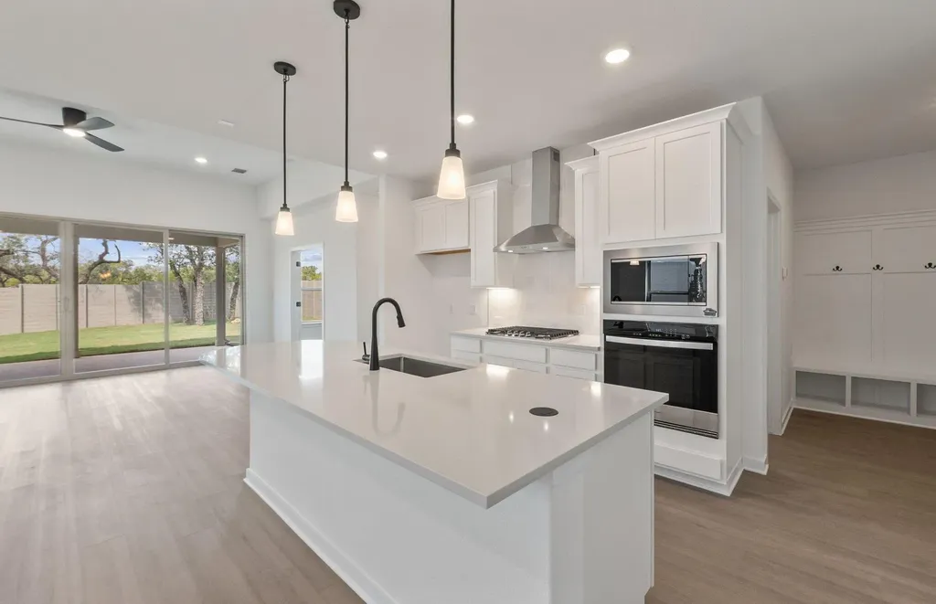 1812 Spring Mountain Cove Georgetown TX 78628