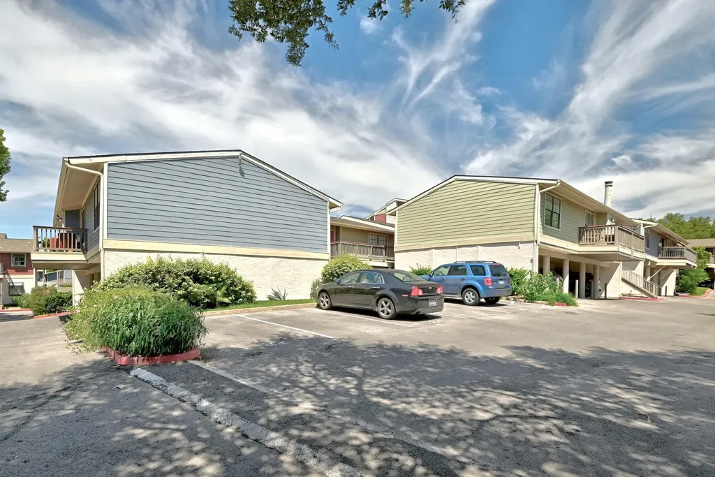 2215 Post Road Austin TX 78704