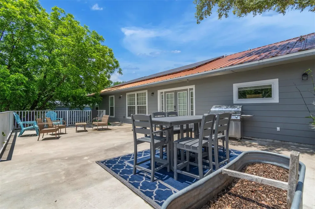 221 County Road 136c Kingsland TX 78639