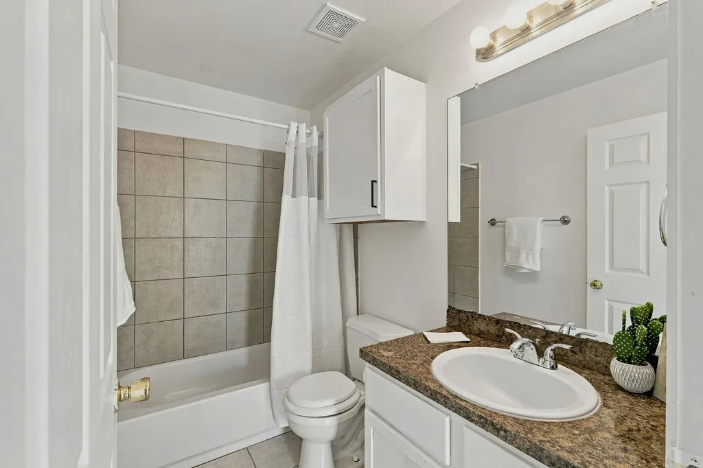 1017 Drovers Cove Georgetown TX 78626