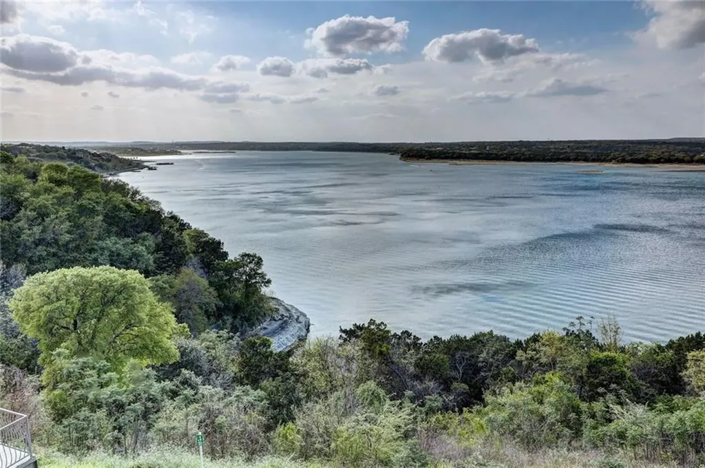 2918 Ranch Road 620 N Austin TX 78734