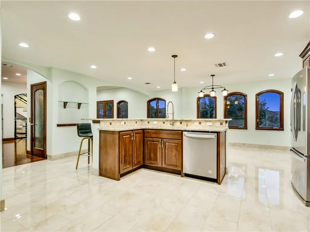 17904 Crystal Cove Jonestown TX 78645