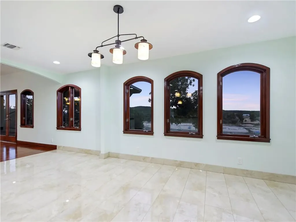 17904 Crystal Cove Jonestown TX 78645