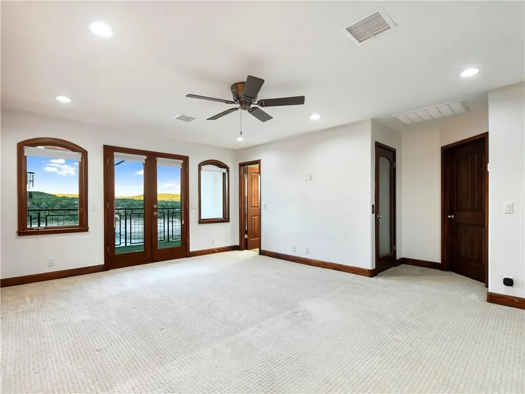 17904 Crystal Cove Jonestown TX 78645