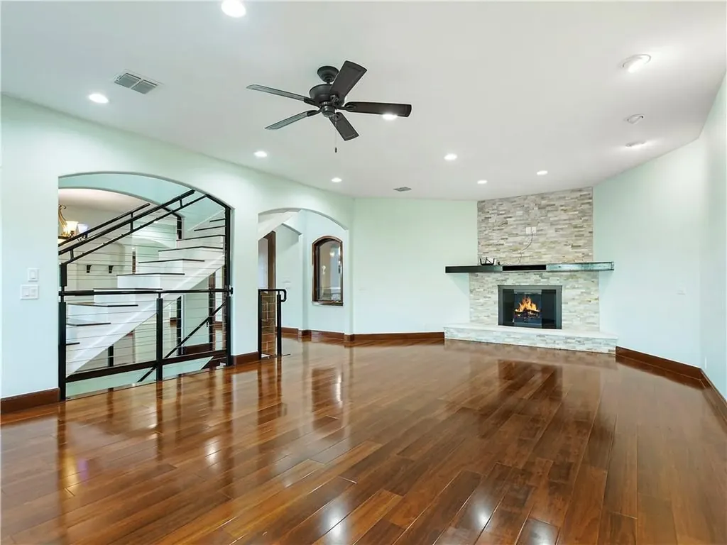 17904 Crystal Cove Jonestown TX 78645
