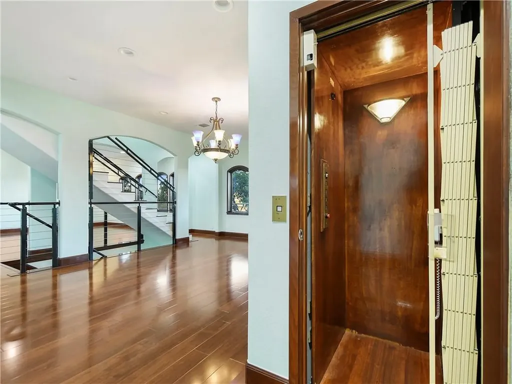 17904 Crystal Cove Jonestown TX 78645