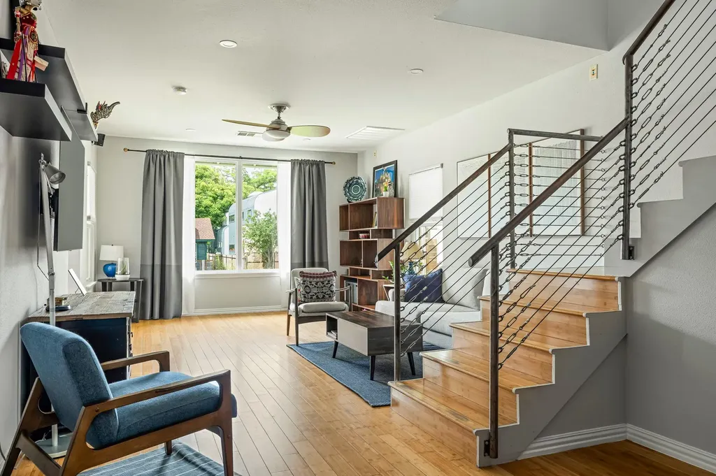 2202 Garden Street Austin TX 78702