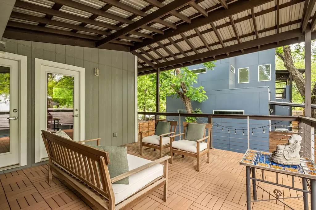 2202 Garden Street Austin TX 78702