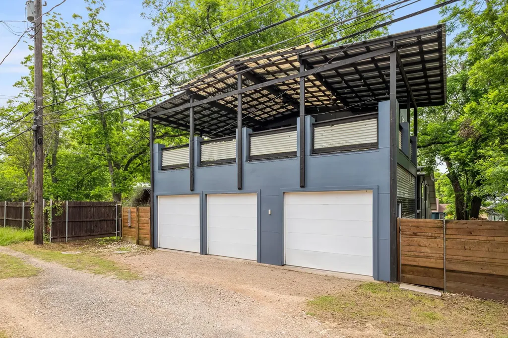 2202 Garden Street Austin TX 78702